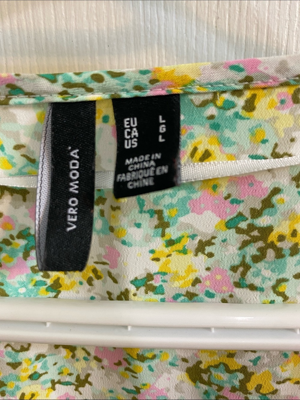 Vero Moda Pastel V Neck Floral Ruffle Hem Tie Back Spring Dress Women’s Large - Picture 3 of 10